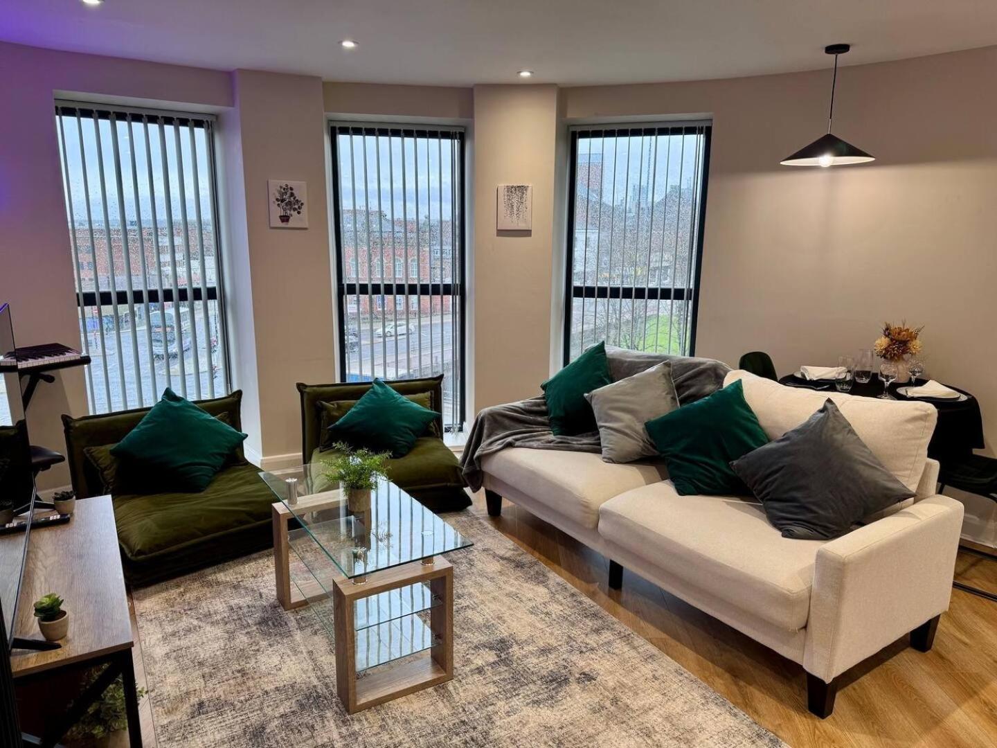 לידס Modern City Apartment - Sleeps 4 & Walk To Arena מראה חיצוני תמונה