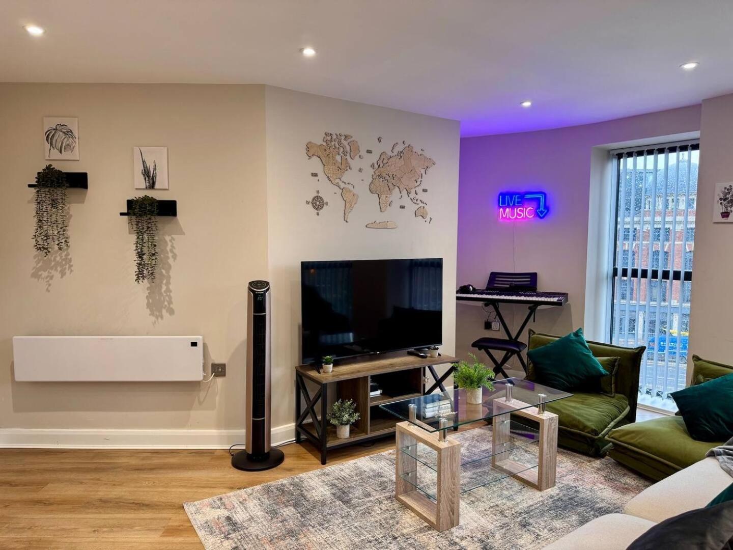 לידס Modern City Apartment - Sleeps 4 & Walk To Arena מראה חיצוני תמונה